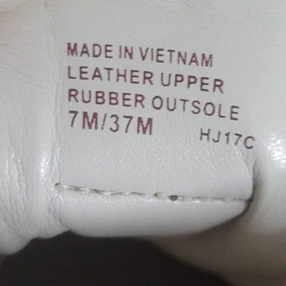 Michael Kors Womens Size 7M Sneakers Allie Perforated Leather Lace-up Gray Red - Picture 12 of 12